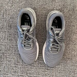 Women's ASICS Gel Excite - Size 7